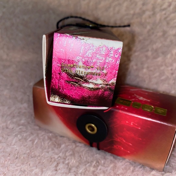 LuxeTrance Lipstick- Pink Ultraness & Psycho Candy - Picture 4 of 11